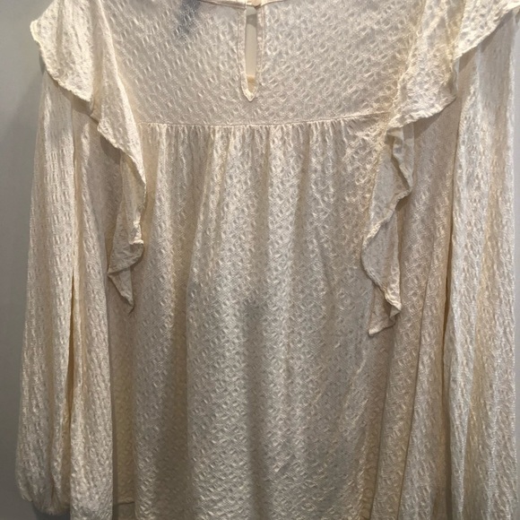 Universal Thread Long Sleeve-Lighweight Blouse with Ruffles-Feminine, Sz Medium - Picture 2 of 3